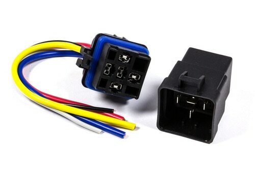 Weatherproof Relay With Harness 30-amp