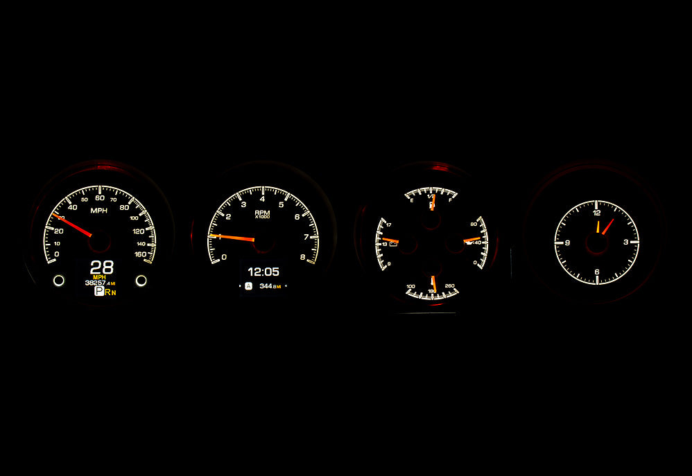 1970-74 Dodge Challenger and 1970-74 Plymouth 'Cuda with Rallye Dash Digital HDX Gauges